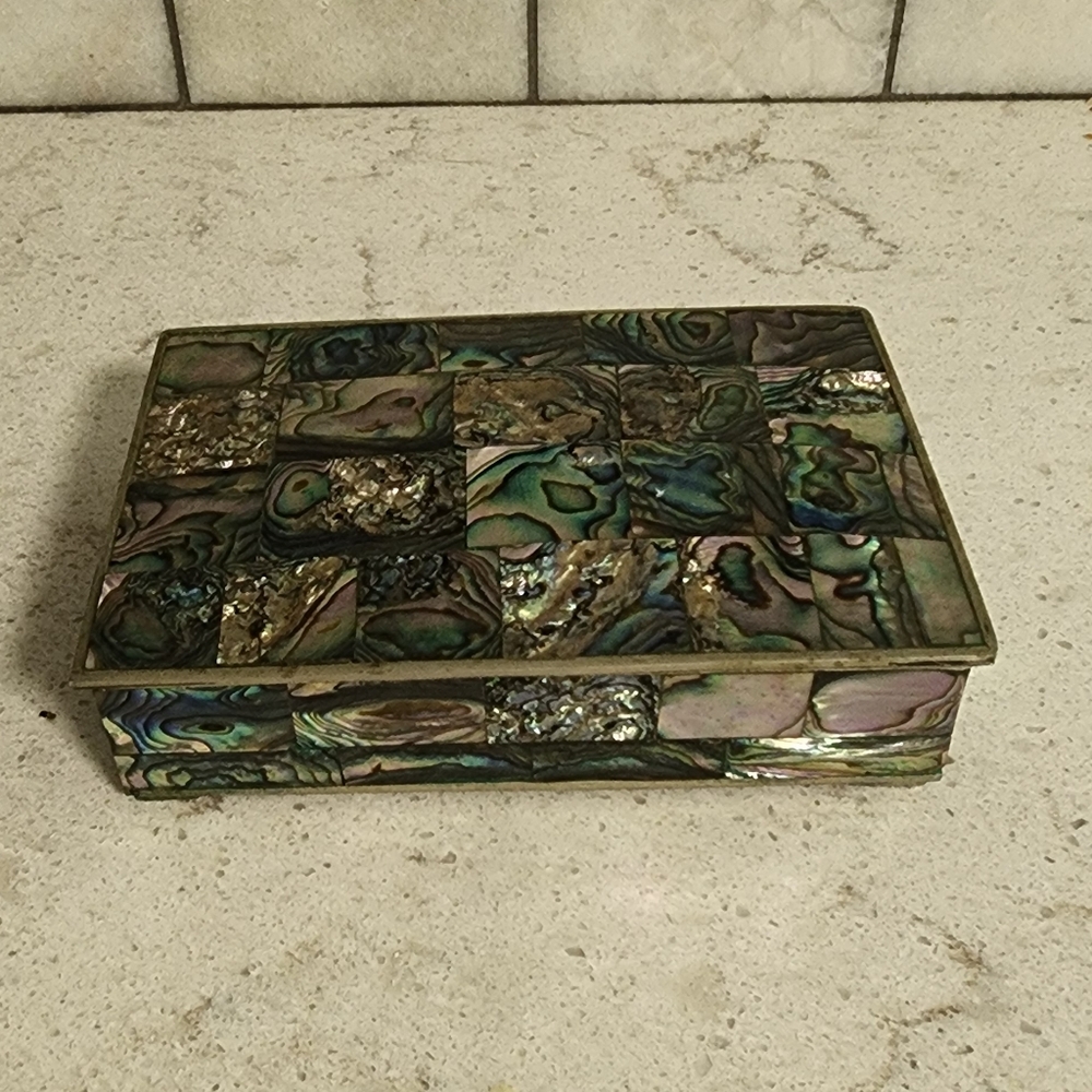 Vtg. Mexican alpaca silver abalone shell wood lined trinket box